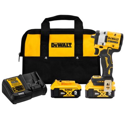 DWTDCF923P2 image(0) - DeWalt 20V MAX 3/8" IMPACT WRENCH KIT